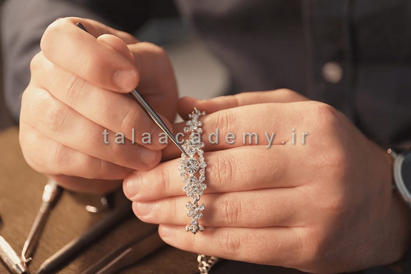 ریخته گری طلا و‌جواهرات