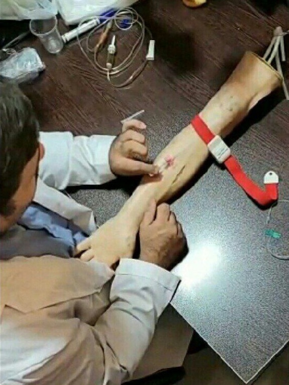آموزش تزریقات،ژل و بوتاکس،حجامت،زالودرمانی
