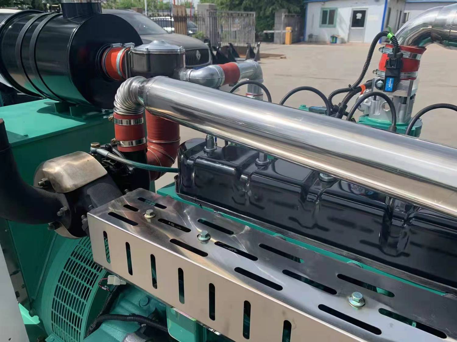 ژنراتور 10KVA و ژنراتور 100KVA