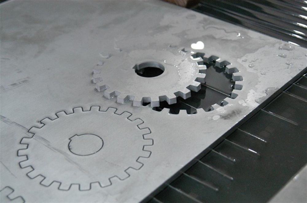 برش واترجت ورق های فلزی 6 متری - برش cnc
