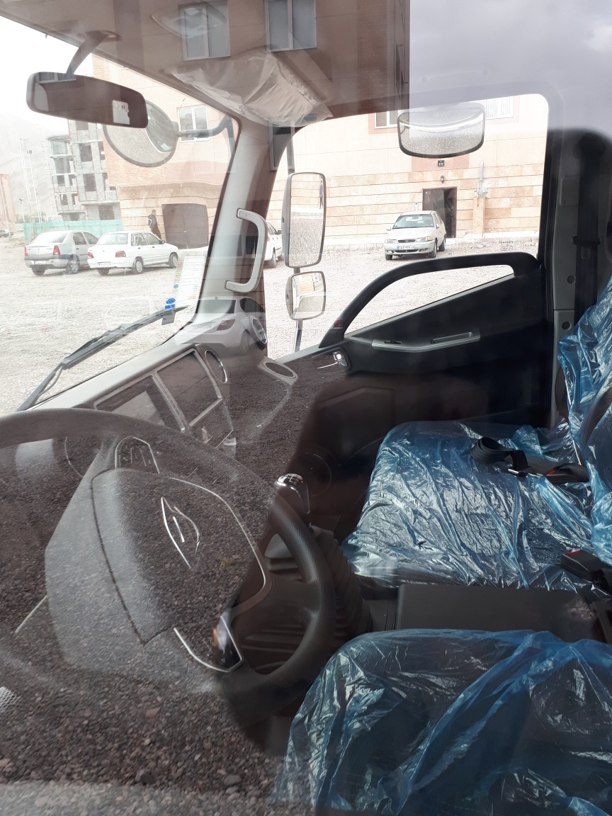 کامیون فورس ۸ و نیم تن مسقف چادری