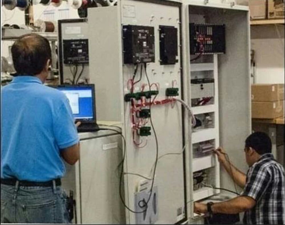 خدمات PLC نصب پی ال سی برنامه نویسی PLC