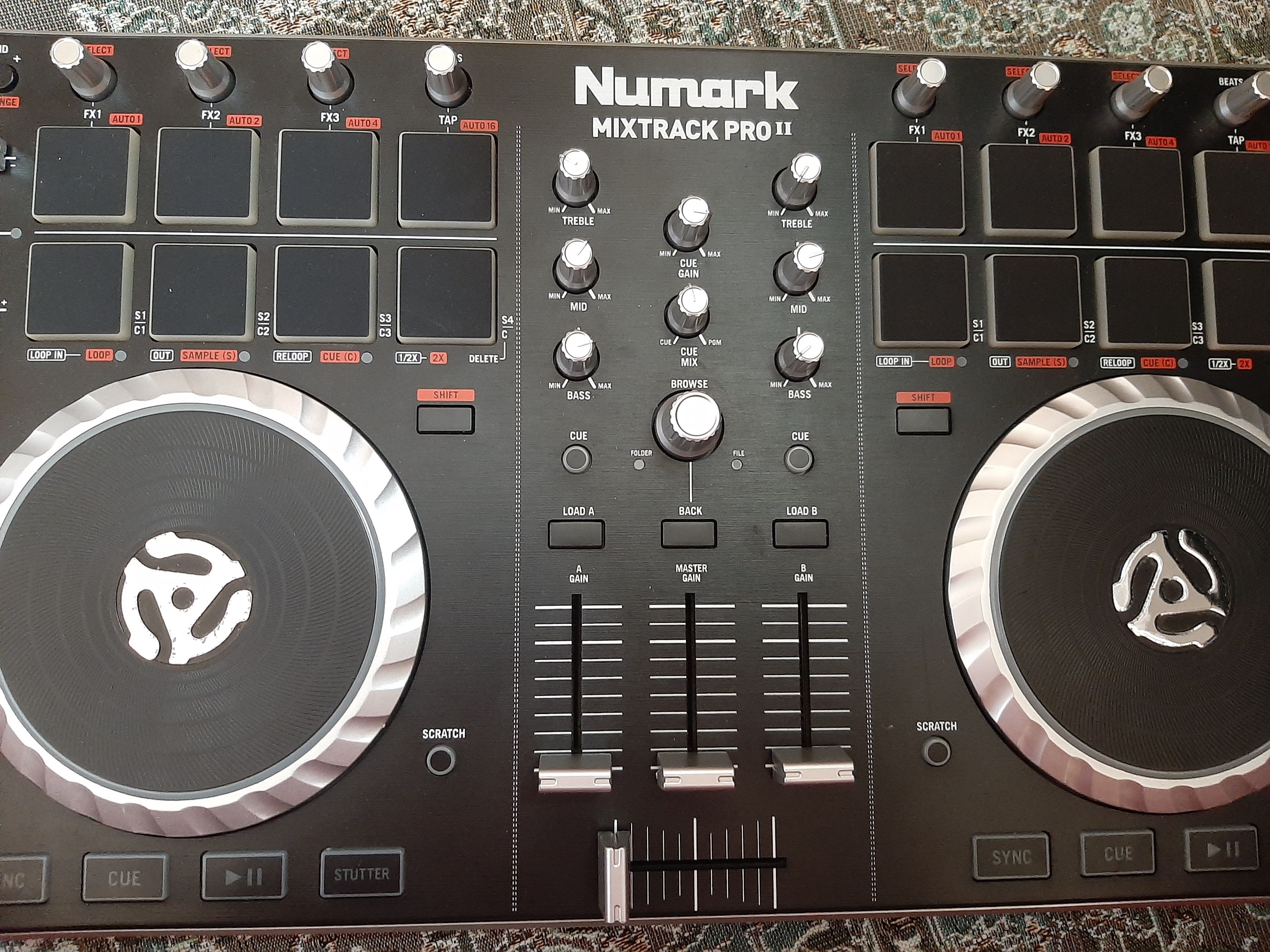 دستگاه دیجی dj numark mixtrack pro2