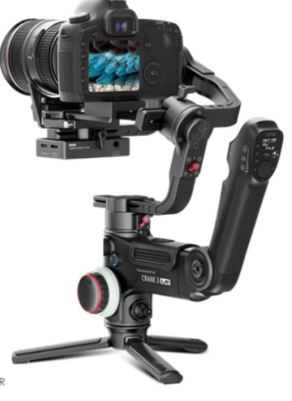 یک دستگاه گیمبال سه محوره ZHIYUN CRANE 3 LAB