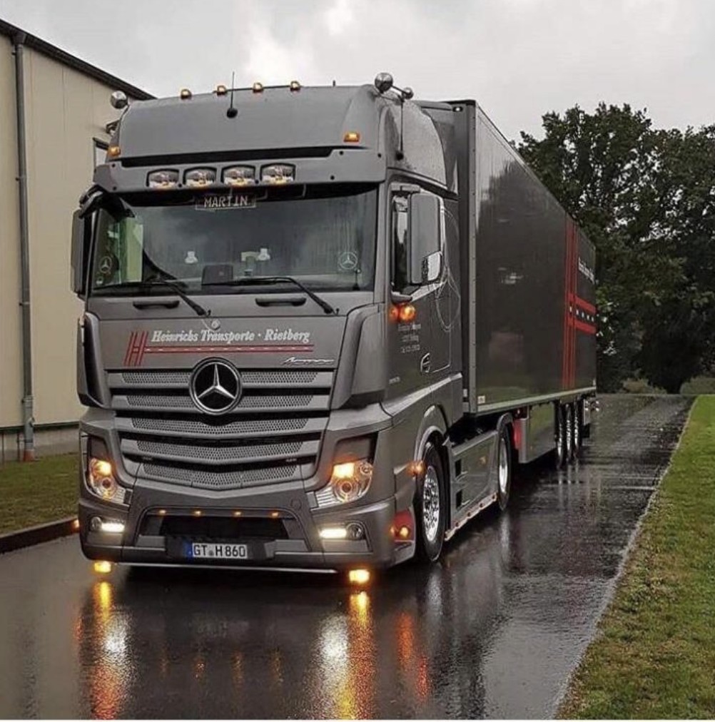 حمل بارهای یخچالی به کشورهای قطر،عمان،دبی ،عراق