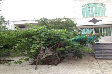ویلا250متری در قزوین بهمراه مغازه باقیمتی مناسب