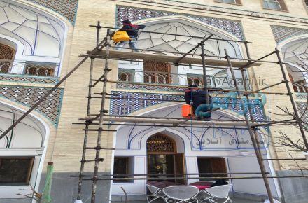 اجرای پوشش نانویی روی نمای ساختمان(فوق آبگریز،ضداسیدو...)