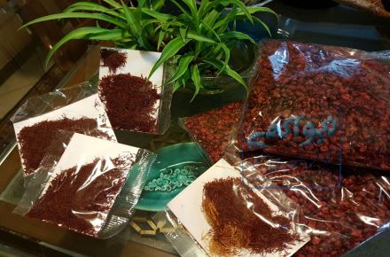 زعفران و زرشک اعلای درجه یک