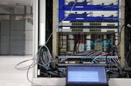 خدمات کامپیوتر در منزل و محل کار شما
