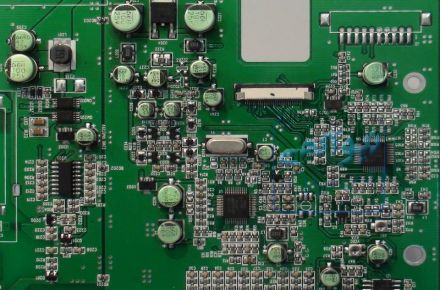 مونتاژ قطعات  DIP  و SMD