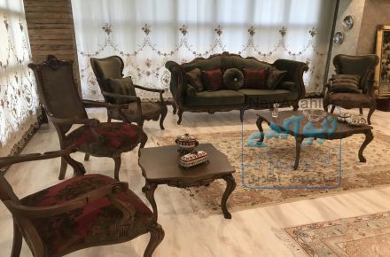 مبلمان مصری برمیدا